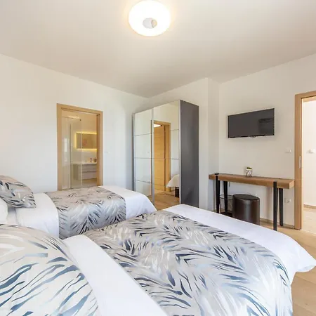 Villa Poseidon Starigrad Paklenica